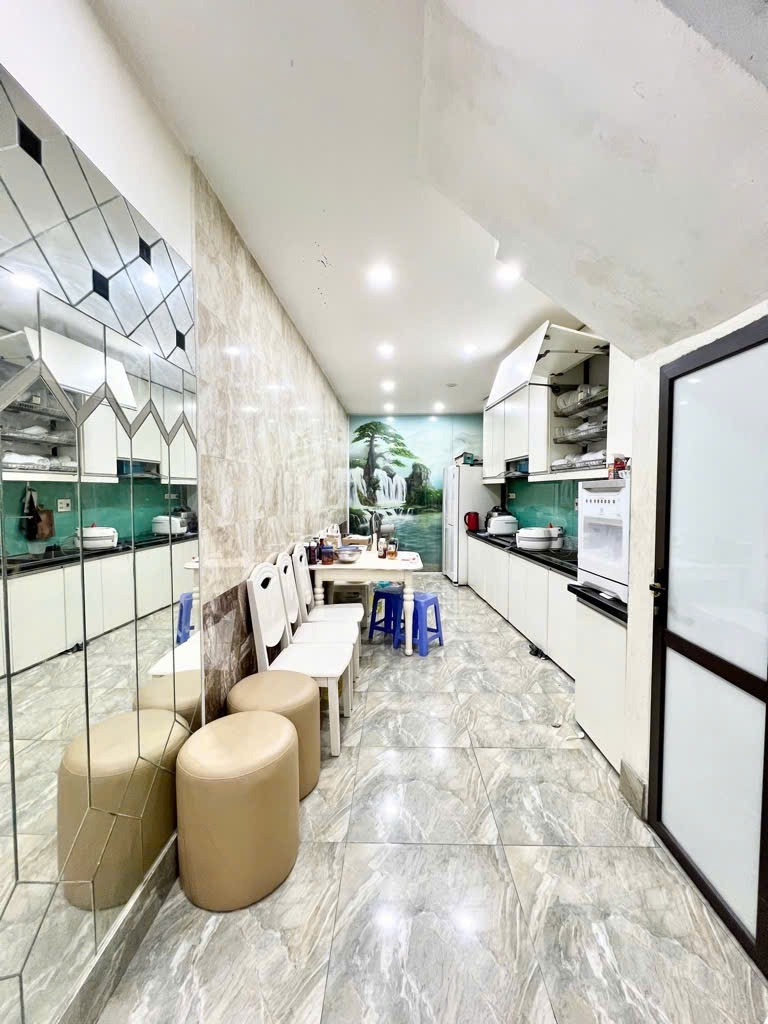 Nhà Lô Góc 2 Mặt Ngõ Lãng Yên - 7.3 tỷ - Vị Trí Đắc Địa