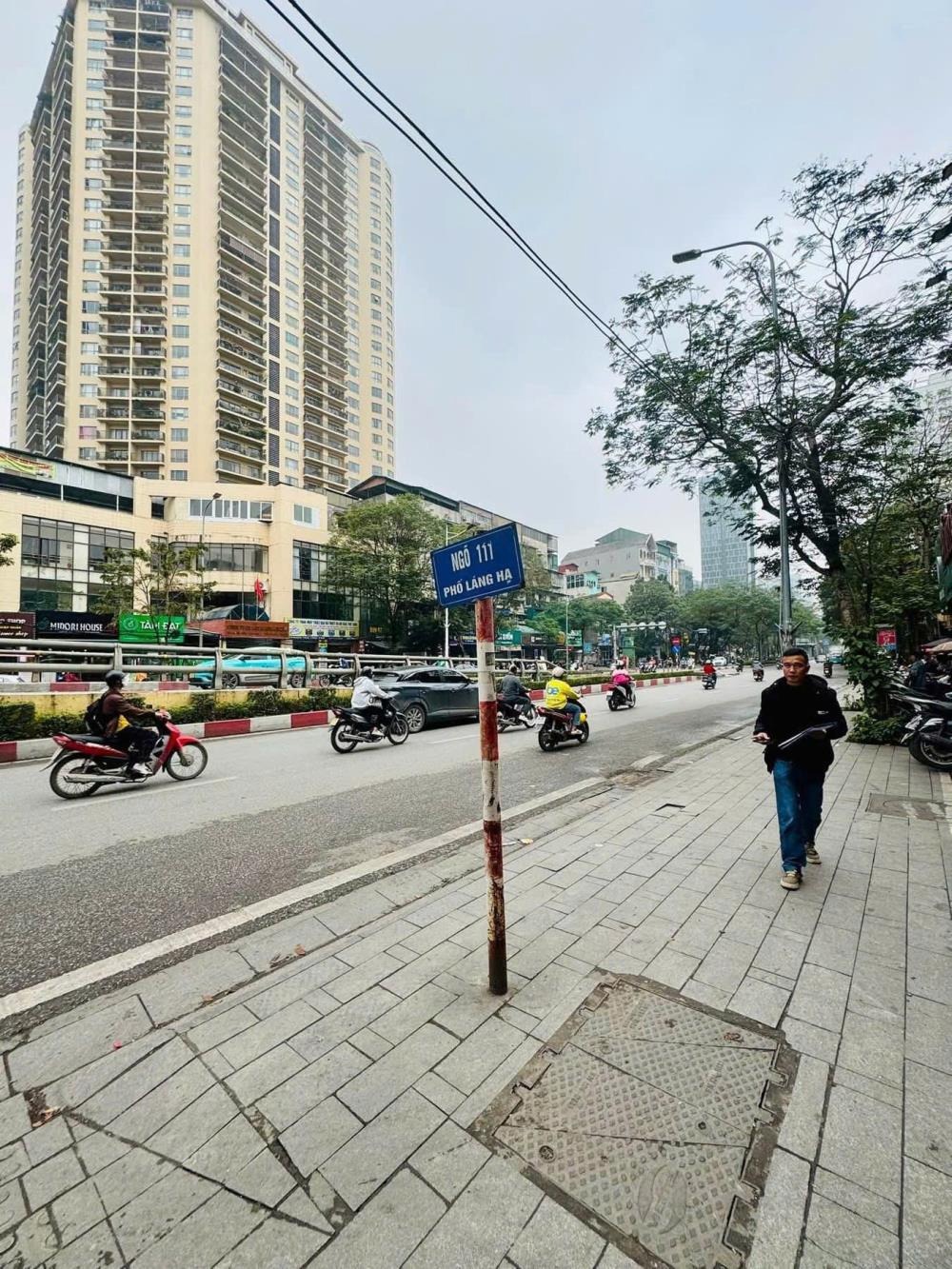 Nhà Đẹp Láng Hạ - 60m², 4 Tầng, Kinh Doanh Sầm Uất, Ô Tô Đỗ Cửa - Giá 15 Tỷ