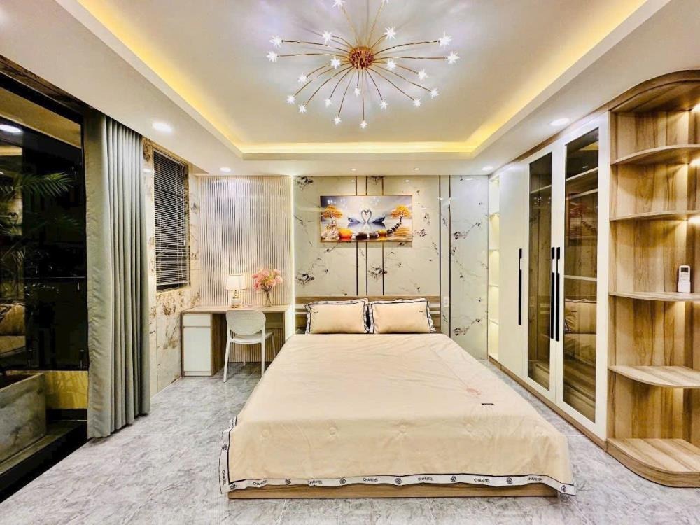 Bán Gấp Nhà Đẹp, 4PN, 5WC, Nguyễn Văn Hưởng, Quận 2 - Giá 4.575 Tỷ