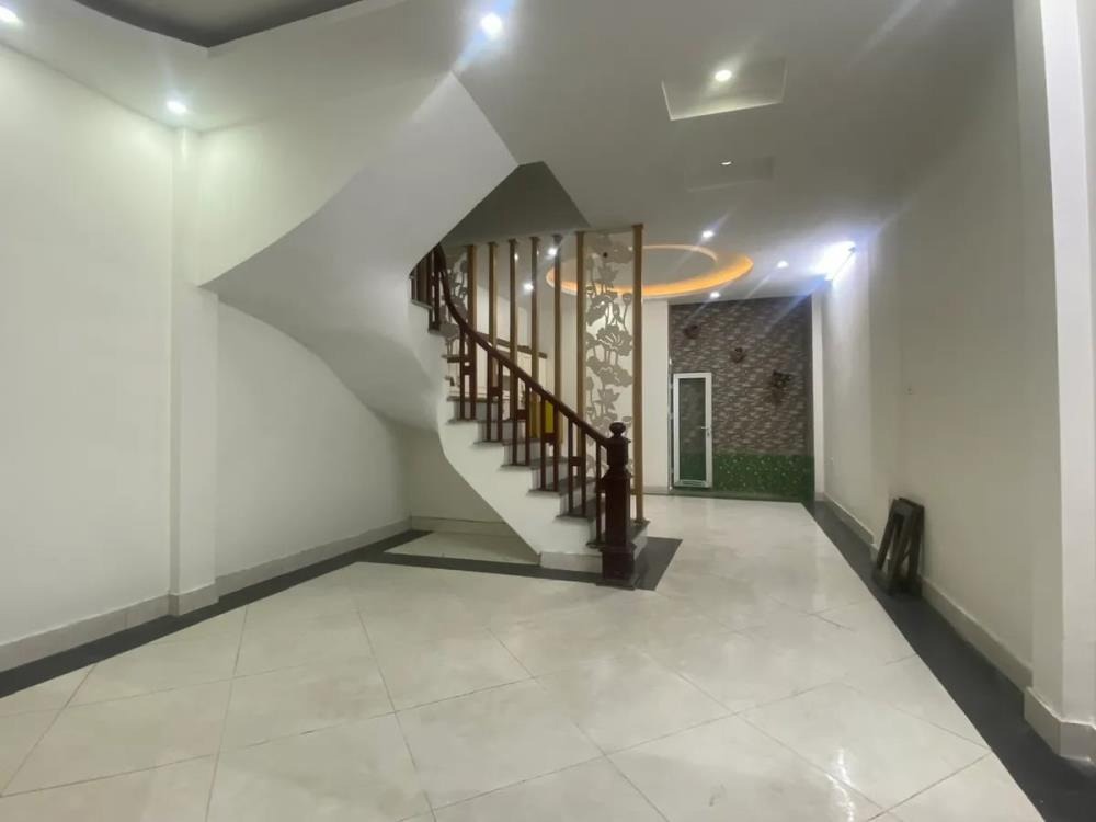 Biệt Thự 5 Tầng, Full Nội Thất - Đầu Tư/Ở Ngay Khu Hoàng Mai