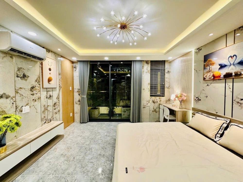 Bán Gấp Nhà Đẹp, 4PN, 5WC, Nguyễn Văn Hưởng, Quận 2 - Giá 4.575 Tỷ