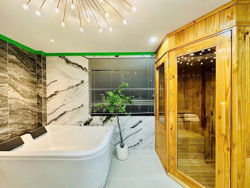 Bán Gấp Nhà Đẹp, 4PN, 5WC, Nguyễn Văn Hưởng, Quận 2 - Giá 4.575 Tỷ
