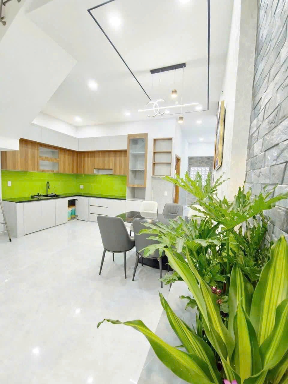 Bán Gấp Nhà Đẹp Bình Chánh, 1 Tỷ 590 Triệu - Pháp Lý Sổ Hồng Riêng
