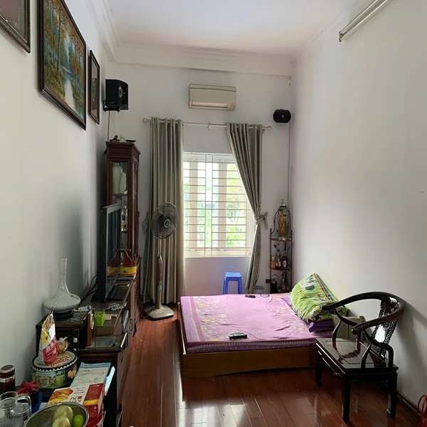 Bán nhà Hoàng Hoa Thám - Tây Hồ 75m2, Ô Tô Vào, Giá 13 tỷ