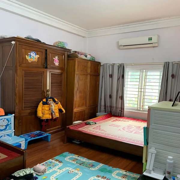 Bán nhà Hoàng Hoa Thám - Tây Hồ 75m2, Ô Tô Vào, Giá 13 tỷ