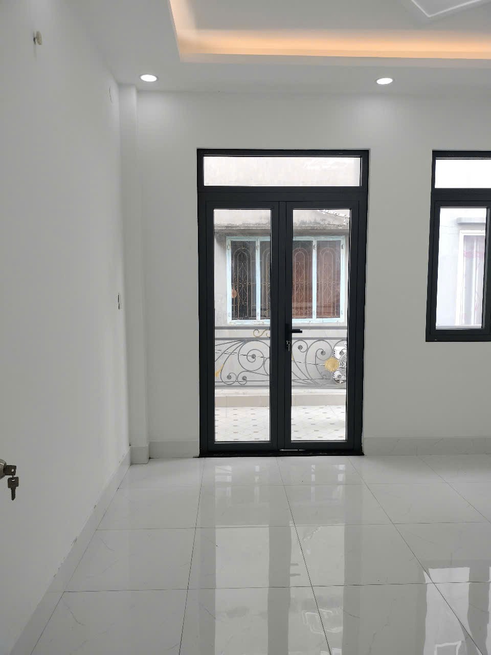 Bán Nhà 2 Tầng Bình Tân - Vị Trí Đẹp, Giá Tốt - Sổ Hồng Riêng
