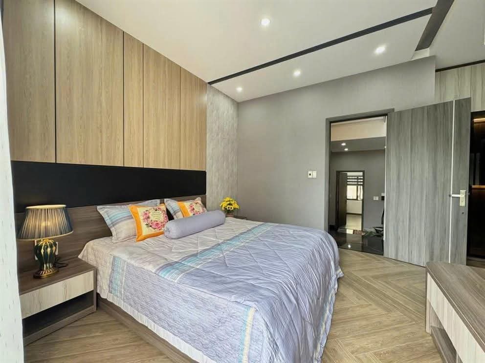 🏡 Bán Nhà Lô Góc, Thang Máy, Tây Mỗ - Giá Chỉ 7 Tỷ | Vị Trí Đắc Địa