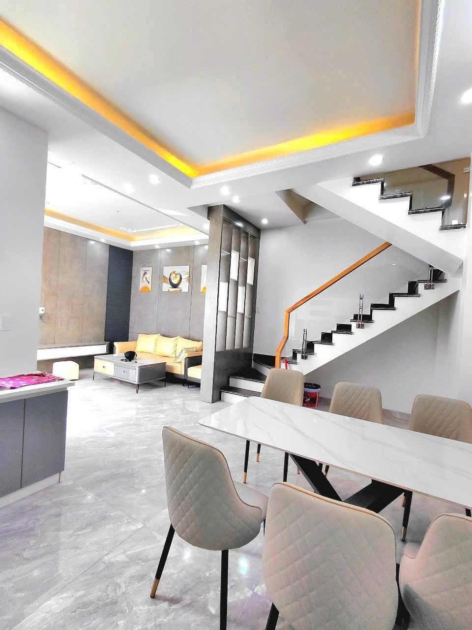 🏡 Bán Nhà Lô Góc, Thang Máy, Tây Mỗ - Giá Chỉ 7 Tỷ | Vị Trí Đắc Địa