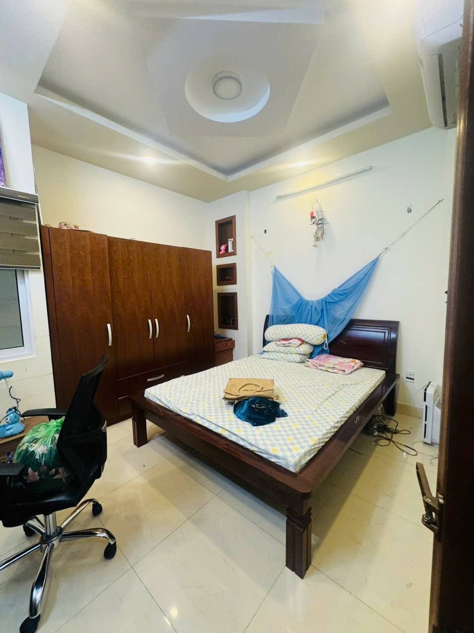 Bán Gấp Nhà 70m2, 4 Tỷ 680, Hẻm 6m, Lý Phục Man, Quận 7 - Gần Chợ Tân Mỹ