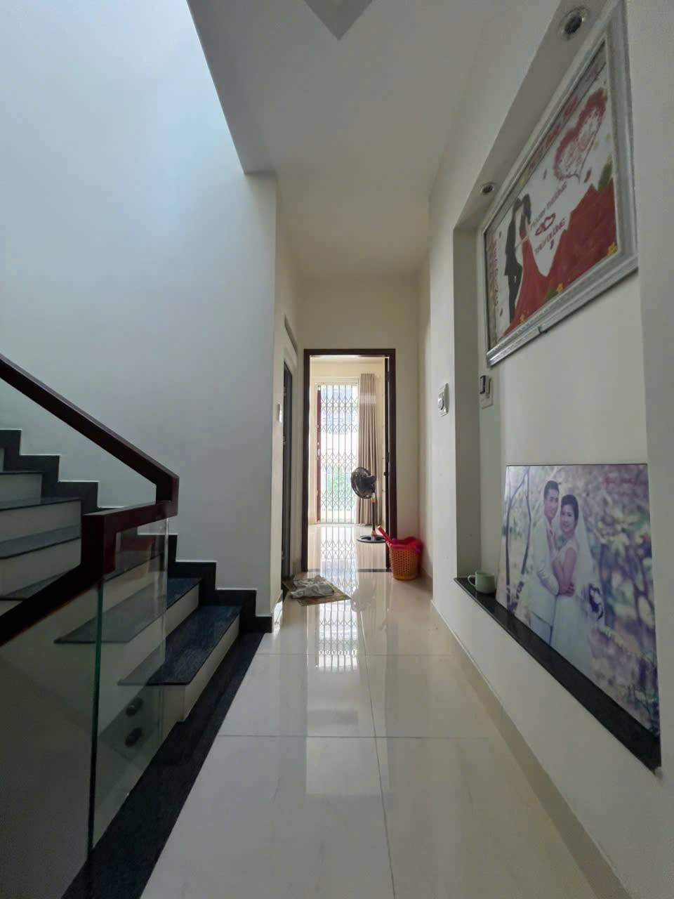 Bán Gấp Nhà 70m2, 4 Tỷ 680, Hẻm 6m, Lý Phục Man, Quận 7 - Gần Chợ Tân Mỹ