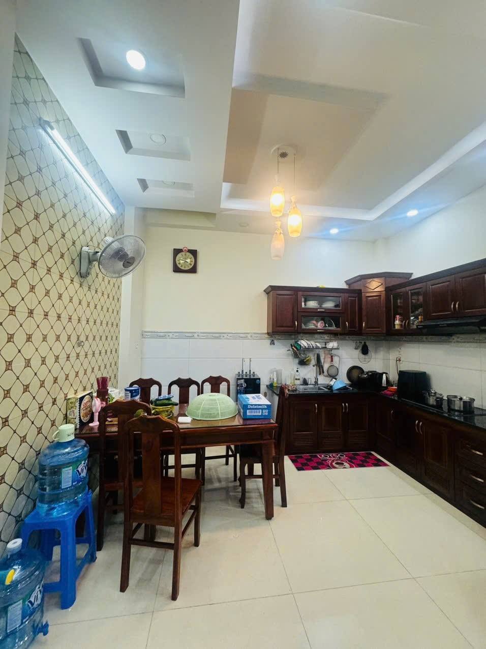 Bán Gấp Nhà 70m2, 4 Tỷ 680, Hẻm 6m, Lý Phục Man, Quận 7 - Gần Chợ Tân Mỹ