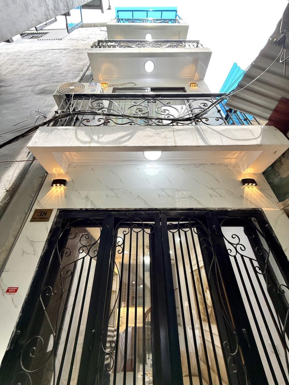 Nhà đẹp Minh Khai, 5 tầng, Full nội thất, Giá tốt - Vị trí đắc địa