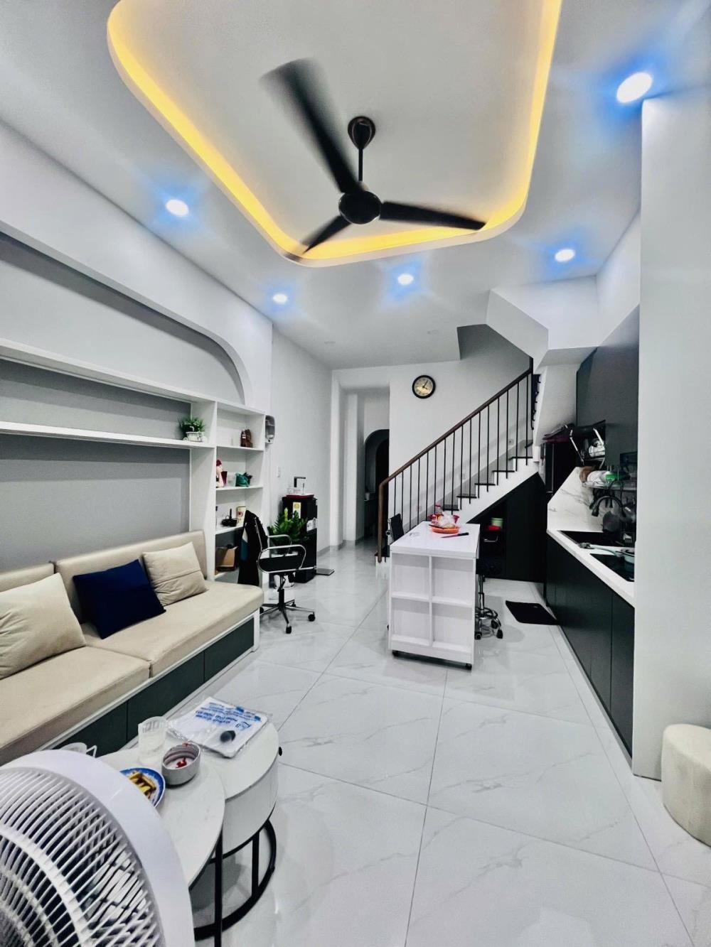 Bán Nhà Nguyễn Văn Trỗi, Phú Nhuận - 3.23 Tỷ, 55m2, 4PN