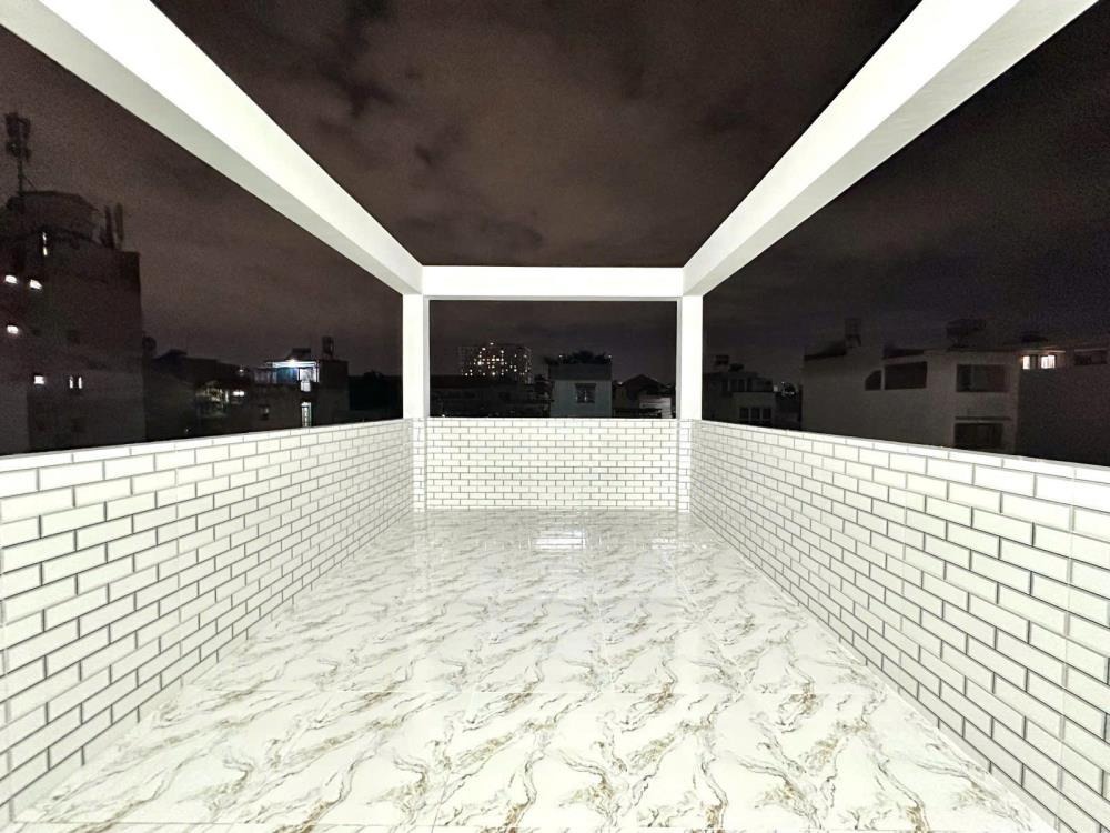 Hẻm Oto 7 Chỗ, Khu Phan Xích Long - 51m2, 4 Tầng, 4PN, 10.5 Tỷ
