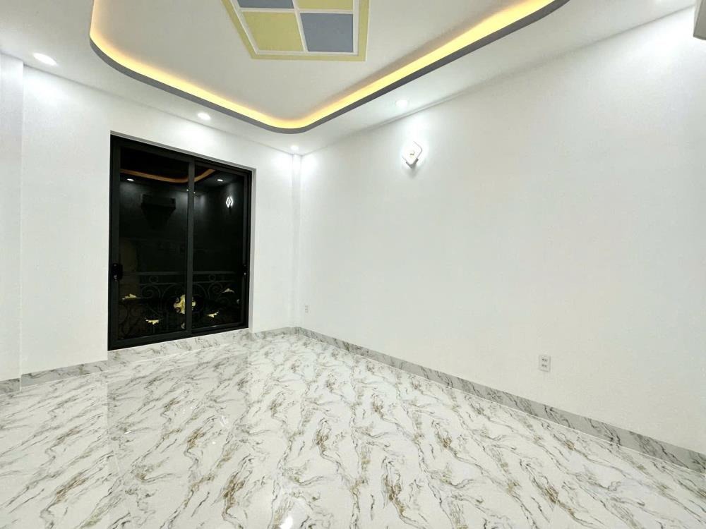 Hẻm Oto 7 Chỗ, Khu Phan Xích Long - 51m2, 4 Tầng, 4PN, 10.5 Tỷ