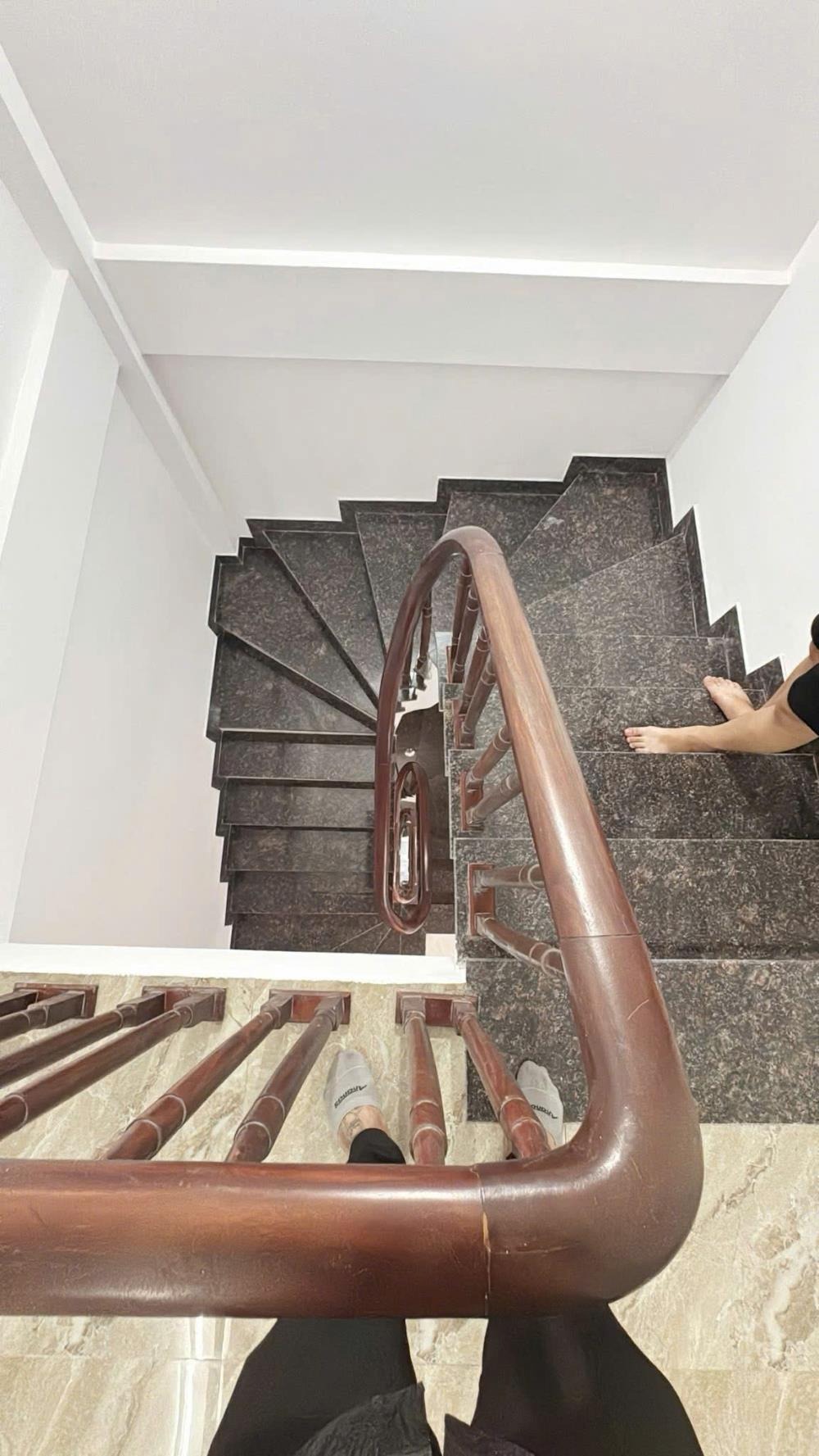 Hoàng Mai Sát Phố - Kinh Doanh Buôn Bán Đắt Lợi