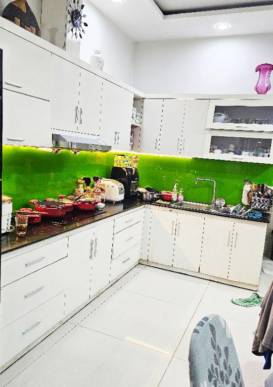 Nhà 4 Tầng, Hẻm Xe Hơi, Tân Bình - 68m2, Giá 12.x Tỷ