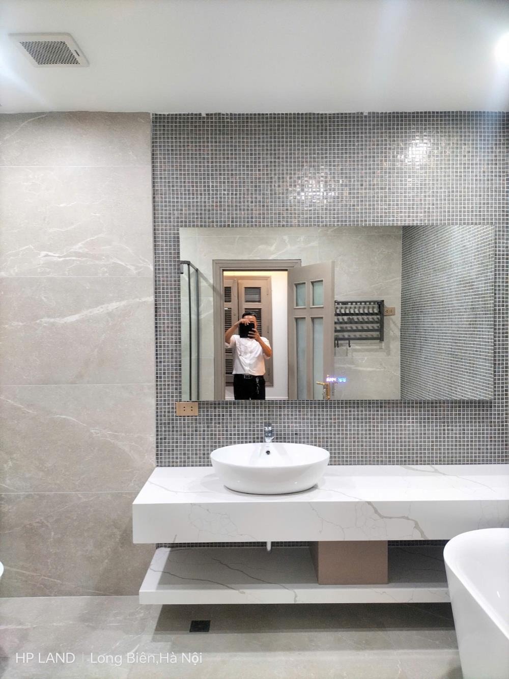 Biệt Thự Hiện Đại 500m² Việt Hưng, Long Biên - Giá 60 Tỷ