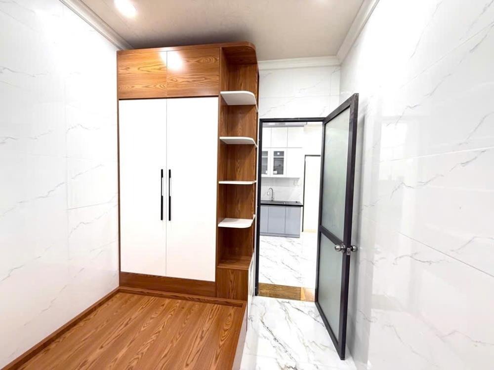 Bán nhà Kim Mã - Vị trí Đắc Địa, Sửa Đẹp, Hướng Nam Mát Mẻ
