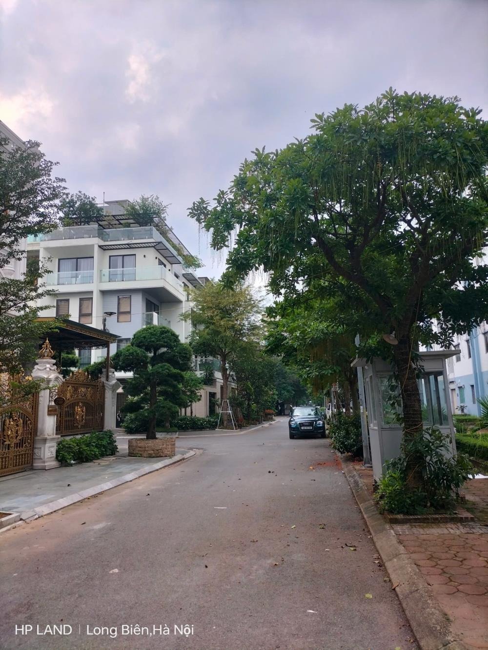 Biệt Thự Hiện Đại 500m² Việt Hưng, Long Biên - Giá 60 Tỷ