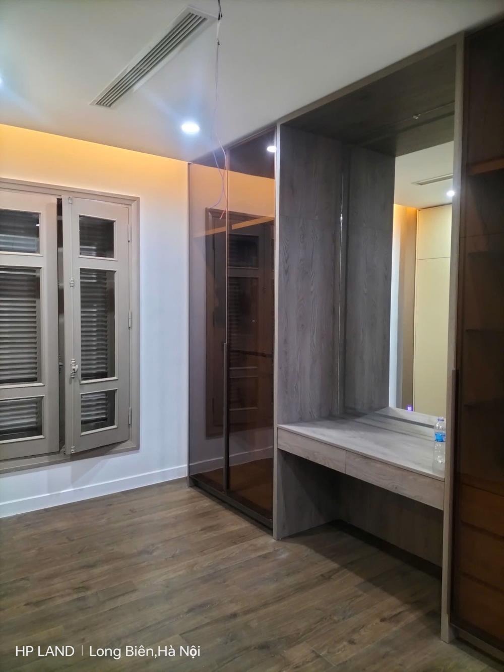 Biệt Thự Hiện Đại 500m² Việt Hưng, Long Biên - Giá 60 Tỷ