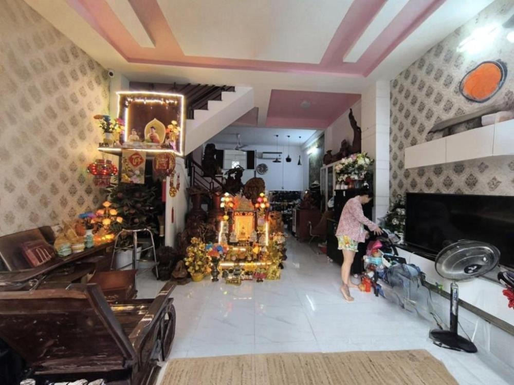 Bán Nhà Phường Phước Long B, Thủ Đức - Vị Trí Đắc Địa, Tiện Lợi