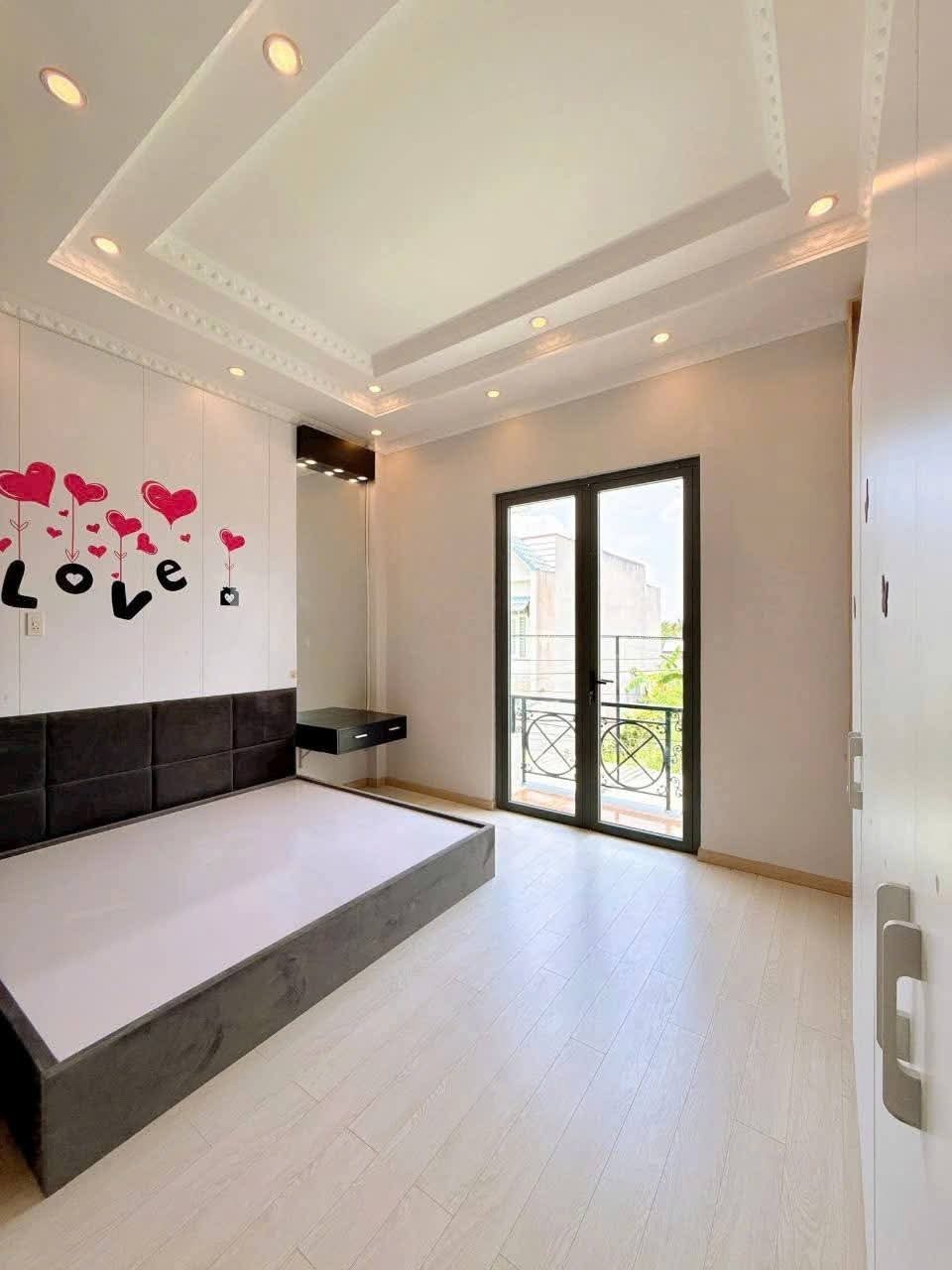 Bán nhà lô góc Đại Mỗ, Nam Từ Liêm - Ô Tô Ngủ Trong Nhà - Giá 6.9 tỷ