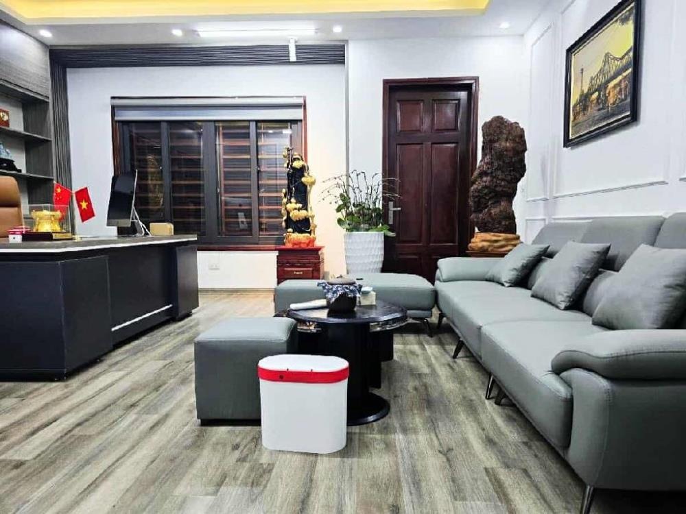 Bán Nhà Phân Lô Khu Nguyễn Tuân, Mặt Tiền Rộng, Thang Máy - 42.5 Tỷ