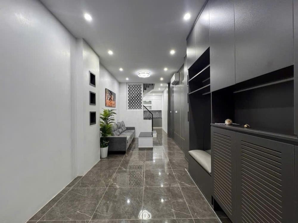 Chính chủ bán nhà 28m², 7.25 tỷ, Đống Đa - Vị trí đẹp, Full nội thất
