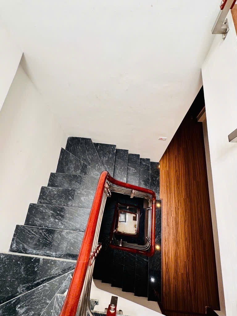 Nhà Mới 4 Ngủ, Kinh Doanh, Ô Tô Đỗ Cửa Tại Lai Xá - 6 Tỷ (Tặng 90% Nội Thất)