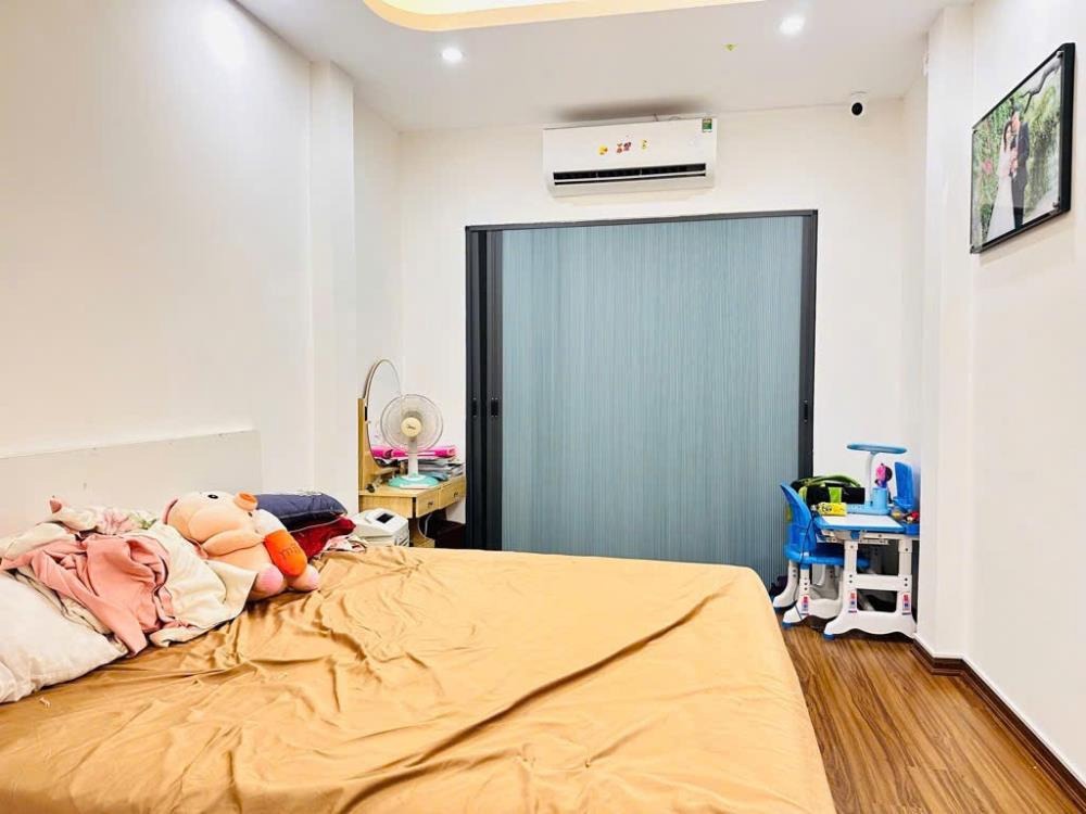 Nhà Mới 4 Ngủ, Kinh Doanh, Ô Tô Đỗ Cửa Tại Lai Xá - 6 Tỷ (Tặng 90% Nội Thất)