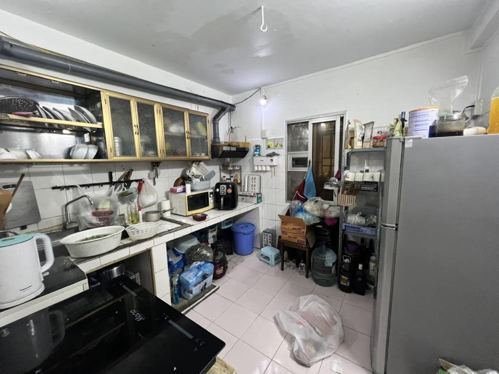 Bán nhà phố Tô Hiệu, Hà Đông - 8.5 tỷ - Vị trí đẹp, 40m², ô tô đỗ cửa
