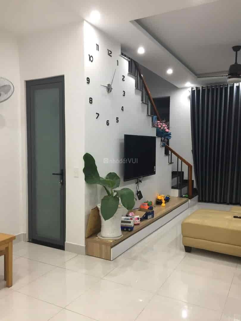 Bán Gấp Nhà HXH Quận 5, Gần BV Chợ Rẫy - 2Tỷ550
