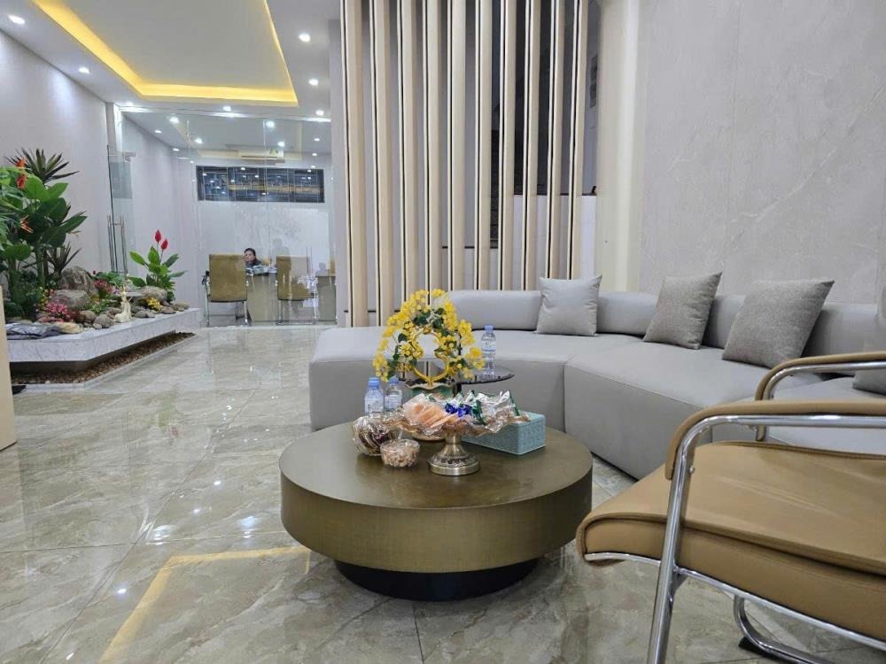 Bán Nhà Phân Lô Nguyễn Tuân 6 Tầng Thang Máy, KD 65TR/Tháng - Vị Trí Đẹp