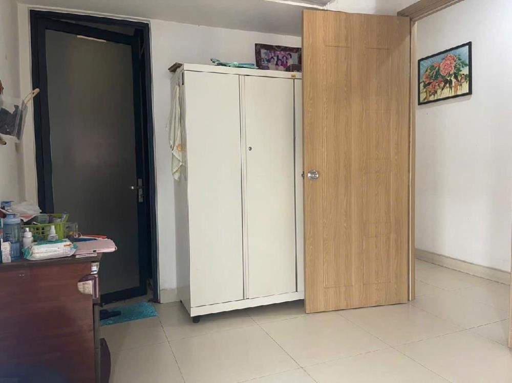 Nhà 4 Tầng, 5PN, Hẻm Ô Tô Phú Hữu - Giá Chỉ 5.8 Tỷ