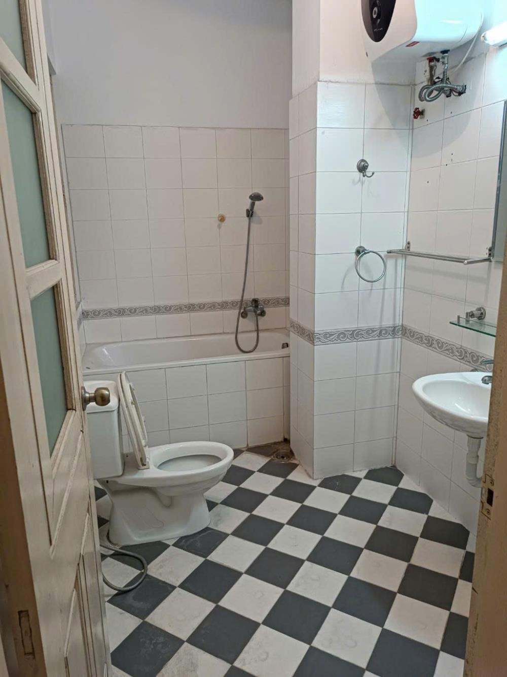 Bán nhà Tây Hồ siêu phẩm 4 tầng, vị trí đẹp, giá 12.6 tỷ
