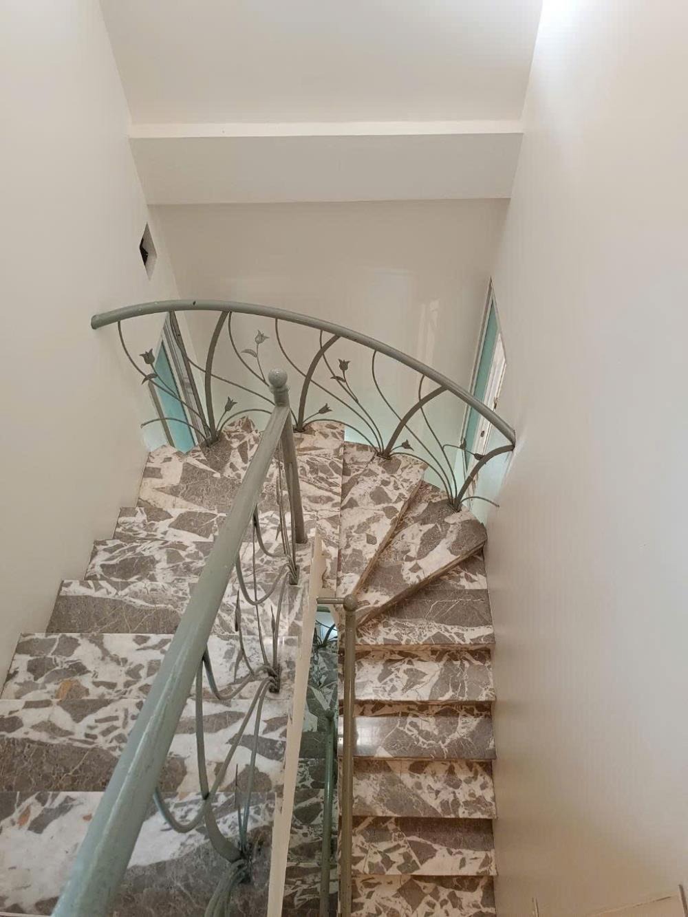 Bán nhà Tây Hồ siêu phẩm 4 tầng, vị trí đẹp, giá 12.6 tỷ