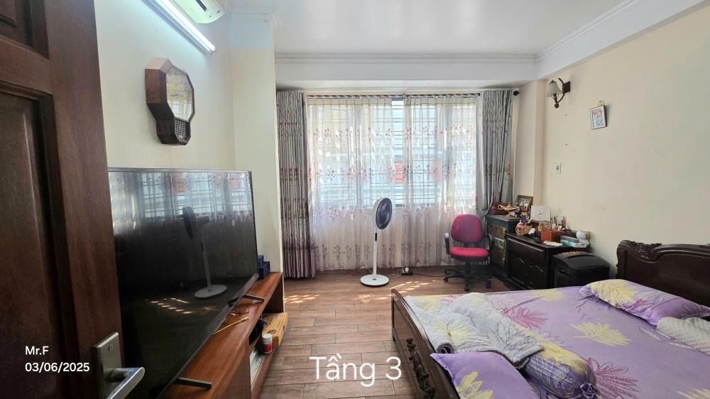 Cho Thuê Căn Hộ Khép Kín, Nội Thất Đầy Đủ - Võ Chí Công, Hà Nội