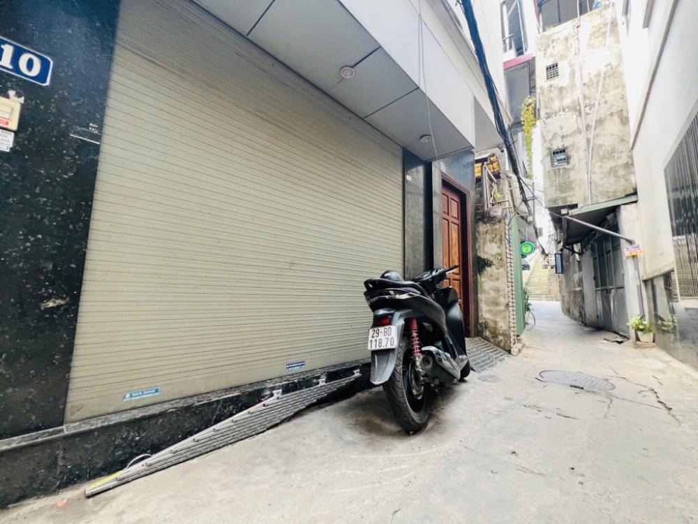 Bán nhà Minh Khai 28m², 4 tầng, Mặt tiền 5.5m - Giá 6.25 tỷ - Vị trí đắc địa