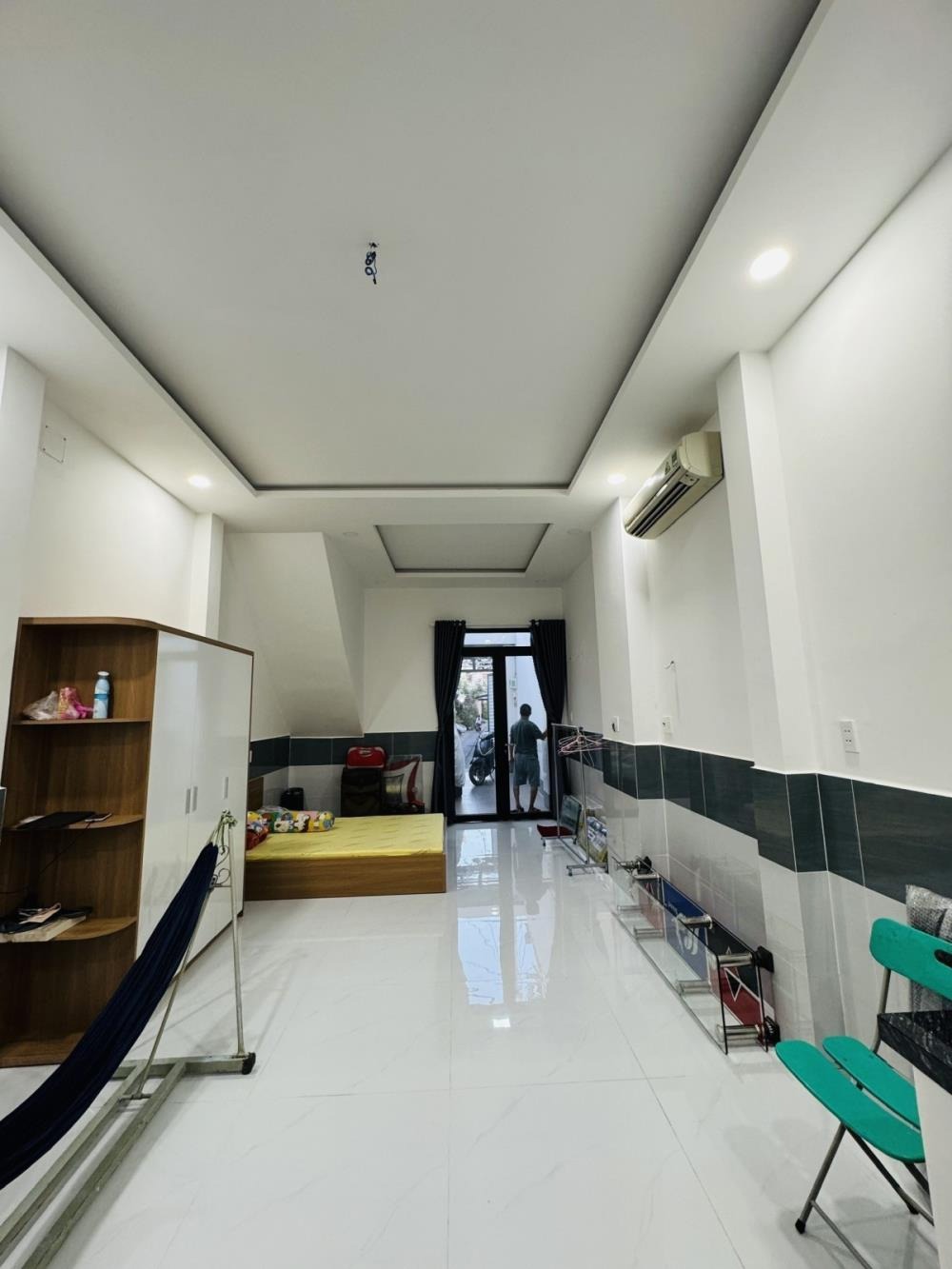 Siêu phẩm Căn hộ Dịch vụ - Hẻm Xe Hơi, Gần Tỉnh Lộ 10 - Tên Lửa | Dòng tiền 15-20 triệu/tháng