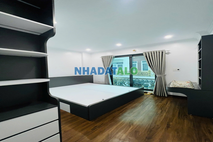 CHÍNH CHỦ BÁN NHÀ 6 TẦNG CỔ NHUẾ - LÔ GÓC, 58M2, CÓ THANG MÁY, FULL NT, Ô TÔ ĐỖ CỬA, SDCC