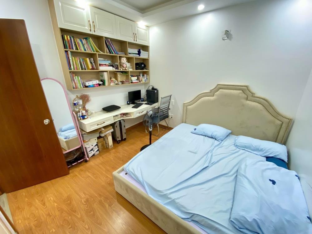 Căn Góc 136m² Tầng 2, Học Viện Quốc Phòng - Giá 9.75 Tỷ