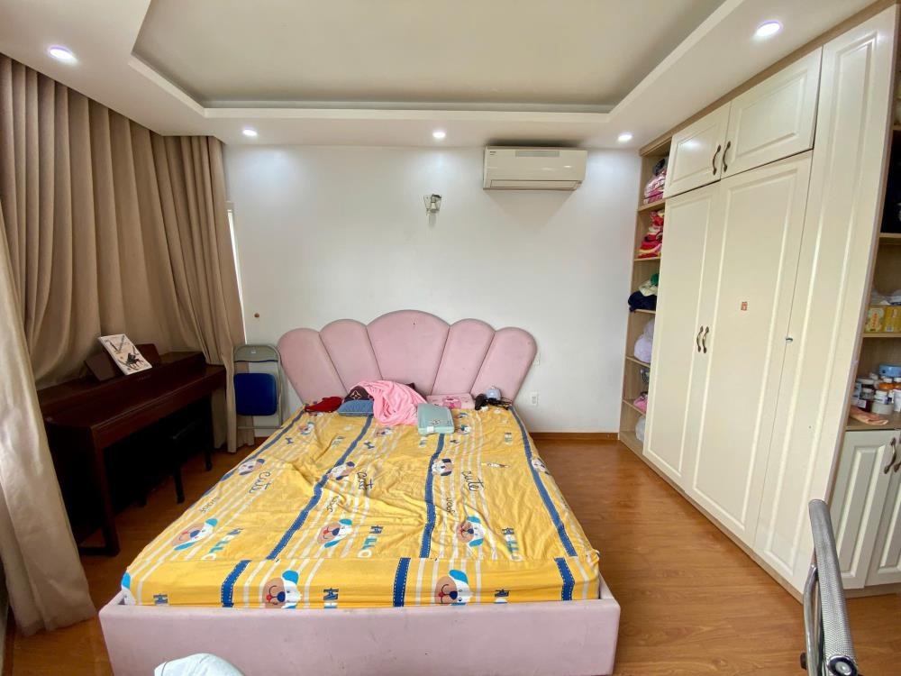 Căn Góc 136m² Tầng 2, Học Viện Quốc Phòng - Giá 9.75 Tỷ