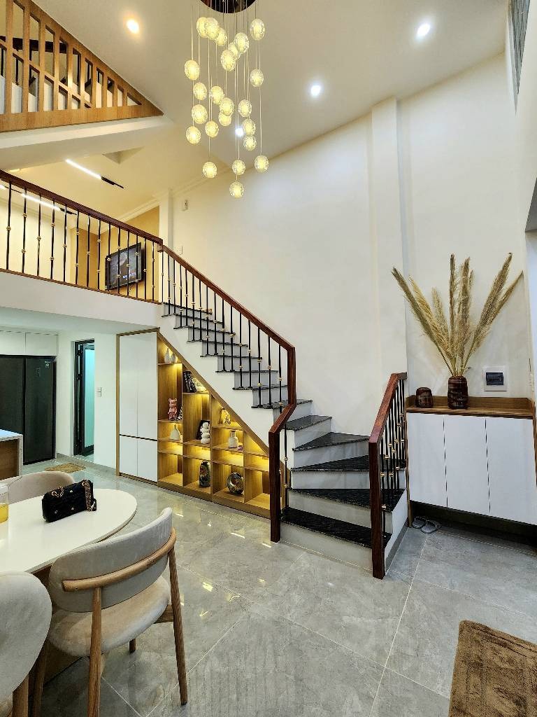 Bán Nhanh Nhà Trương Định: Full Nội Thất, Ô Tô Tránh, Giá Tốt