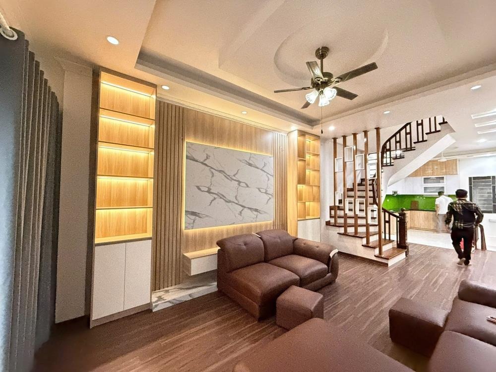 Bán Liền Kề 5 Tầng, Mặt Tiền Đường Lê Trọng Tấn, Hà Đông - Giá 15.9 Tỷ