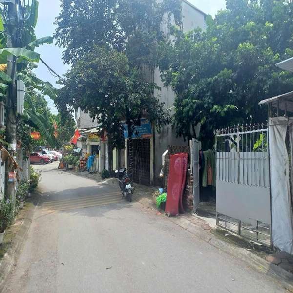 Bán đất tặng nhà cấp 4 Thụy Phương - Bắc Từ Liêm: Ô tô vào nhà, 75m2, Giá Hơn 9 Tỷ