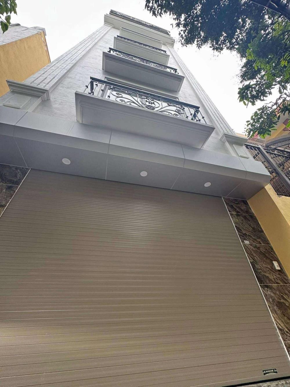 🏡 Nhà 5 Tầng Gần Linh Đàm - Giá 4 tỷ+ - Vị Trí Đẹp