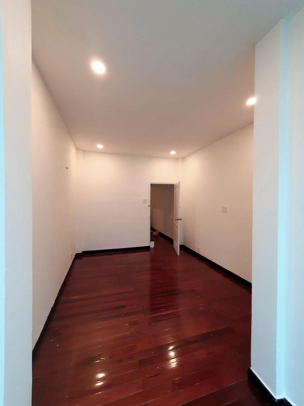 ✨ Nhà 3 Tầng Trung Tâm Quận 10 - Giá Chỉ 6.6 Tỷ, Pháp Lý Chuẩn