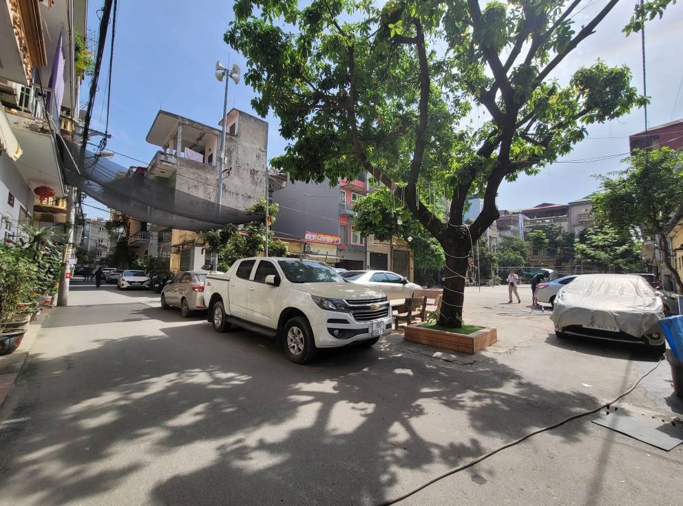 Nhà Hà Đông 24m² 3 Tầng, Ô Tô Đỗ Cửa, Giá 5.6 Tỷ - Vị Trí Trung Tâm