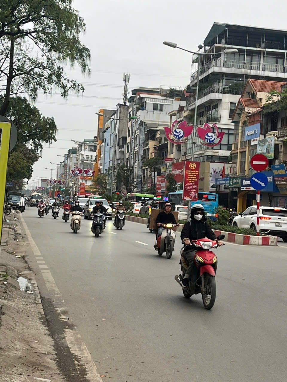Nhà Mặt Phố Vạn Phúc 65m² Kinh Doanh Đỉnh Cao - 25.5 Tỷ